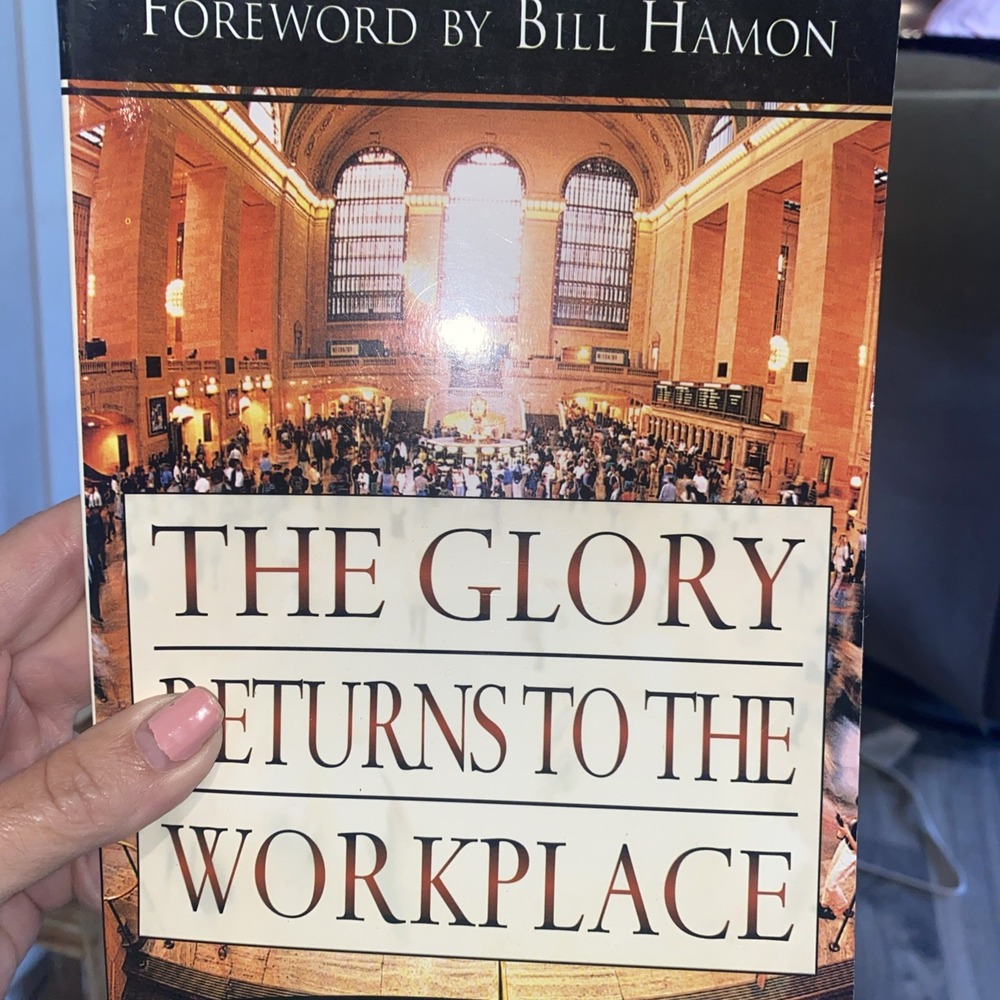 The Glory Returns to the Workplace Richard Fleming Christian Religion Book 2005